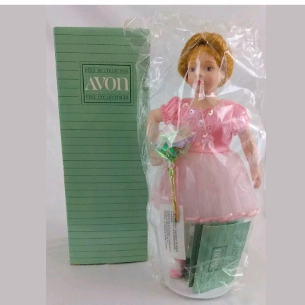 Avon Fine Collectibles "Ballet Recital" Porcelain